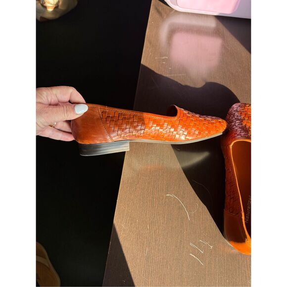 Naturalizer Cognac Brown Basket Weave  Loafers sz 9 EUC - Picture 5 of 6